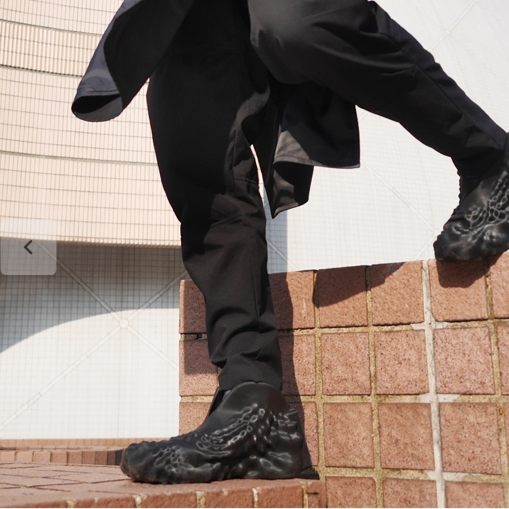 FUSED Oki - 3D Printed Footwear Black Clogs